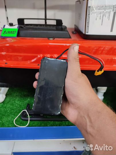 Кораблик для рыбалки с gps