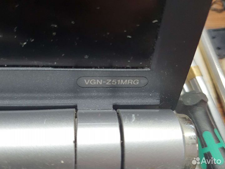 Нетбук Sony VGN-z51mrg 13.1