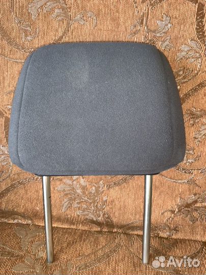 Подголовник задний Мицубиси Лансер 9