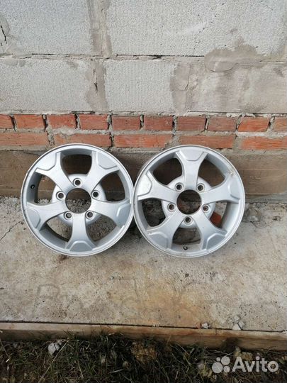 Continental ContiIceContact 4x4 215/65 R16