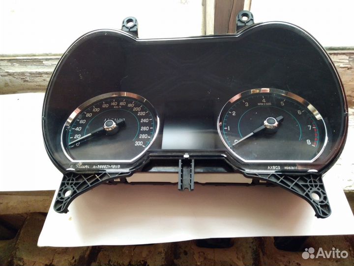 Панель приборов