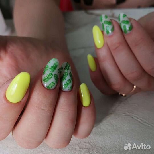 Маникюр педикюр