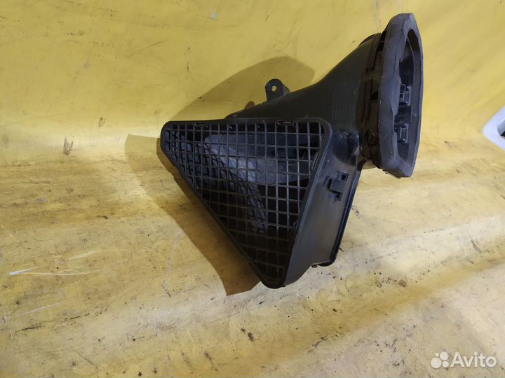 Воздуховод системы отопления VW Touareg Audi Q7