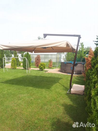 Зонт на боковой опоре 4х182