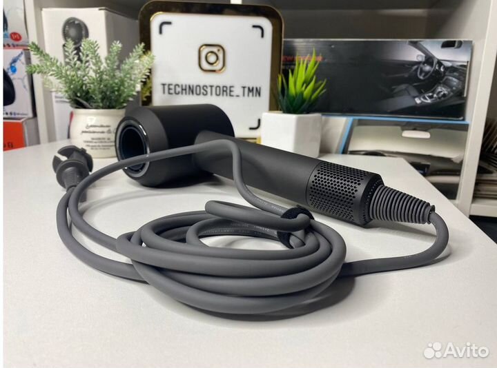 Фен Dyson Supersonic