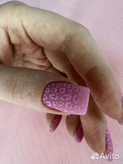 Маникюр, педикюр