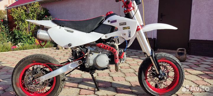 JMC 125 (140)