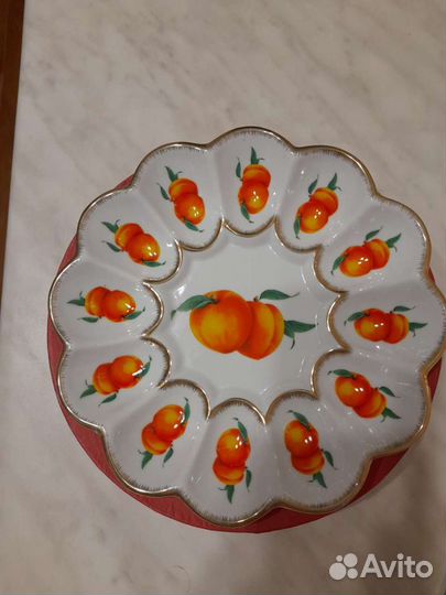 Блюдо из костяного фарфора, Япония