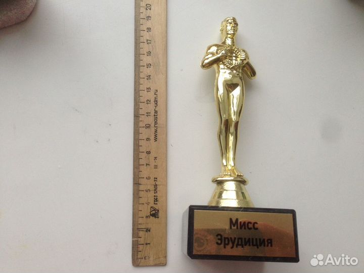 Фигурка Мисс Эрудиция