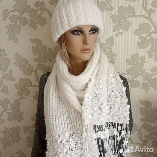 Шапки и шарфы женские