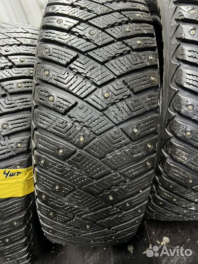 Goodyear Ultragrip Ice Arctic 215/65 R16 98T