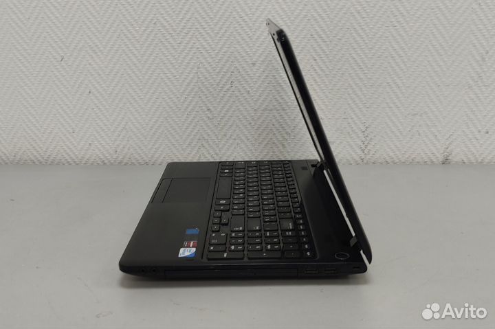 Ноутбук intel B970/4Gb/SSD 240Gb/Radeon HD7600M