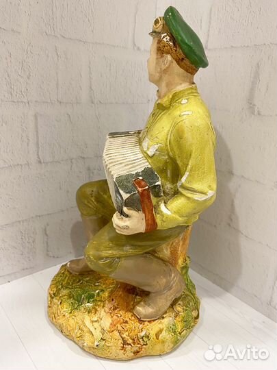 Иван Бровкин статуэтка СССР