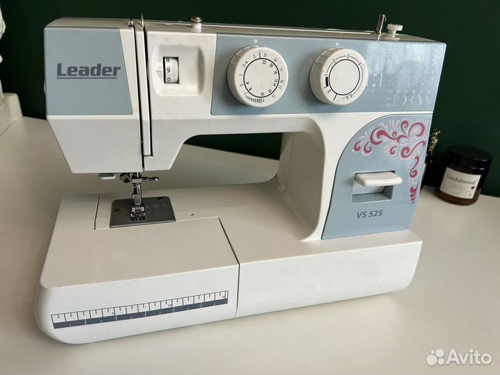 Швейная машинка Leader VS 525