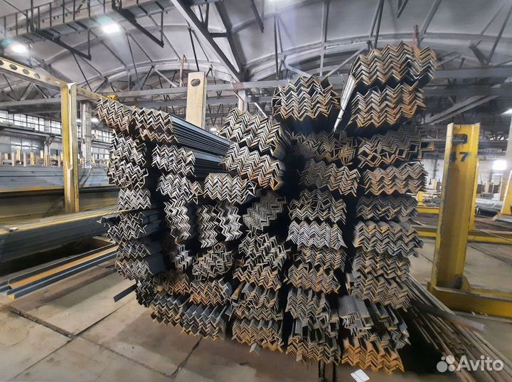 Уголок металлический 75х75х6 длина 12м Ст3