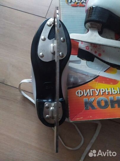 Коньки фигурные