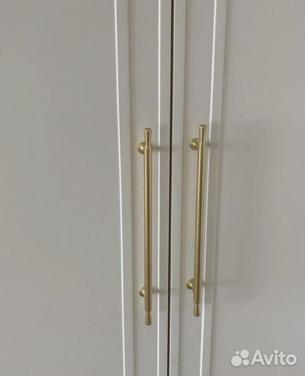 Шкаф распашной