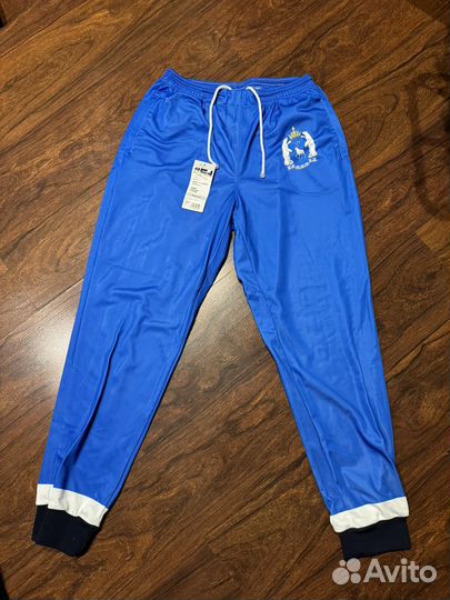 Спортивные штаны