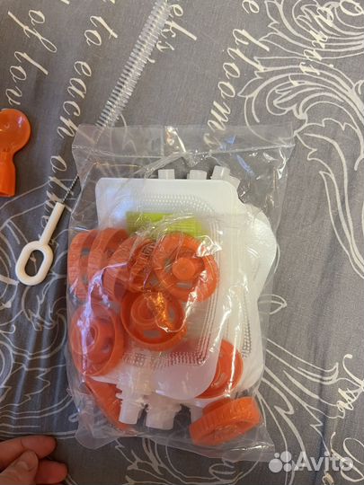 Станция дозатор для выдавливания детского пюре