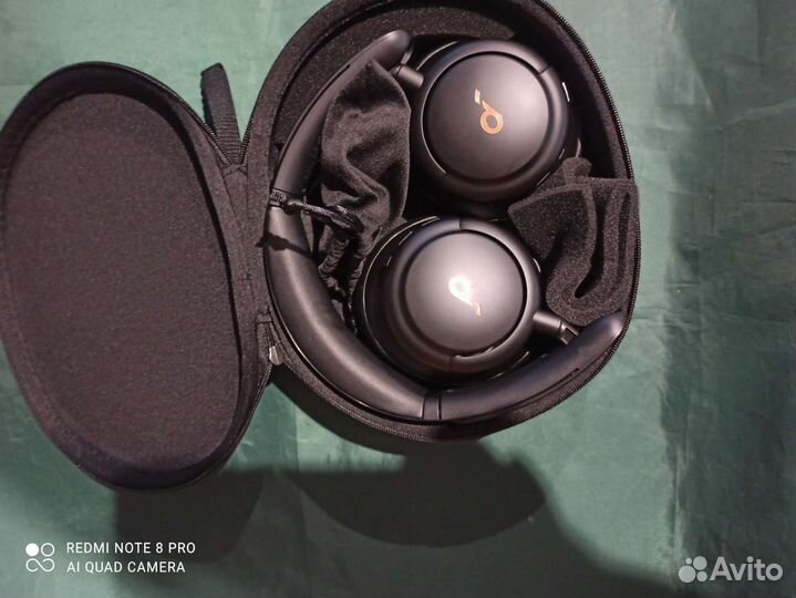 Беспроводные наушники новые