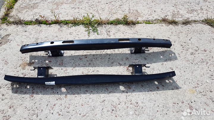 Усилитель заднего бампера фольксваген Т5