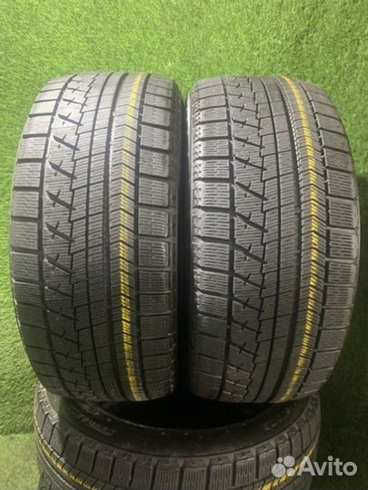 Bridgestone Blizzak VRX 235/50 R17 96Q