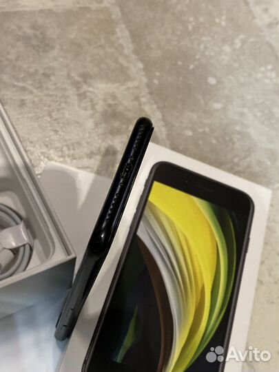 iPhone se 2020