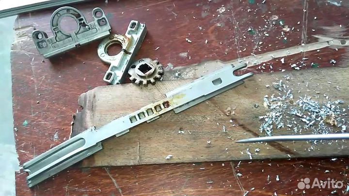 Ремонт фурнитуры на окне GU TTS accado