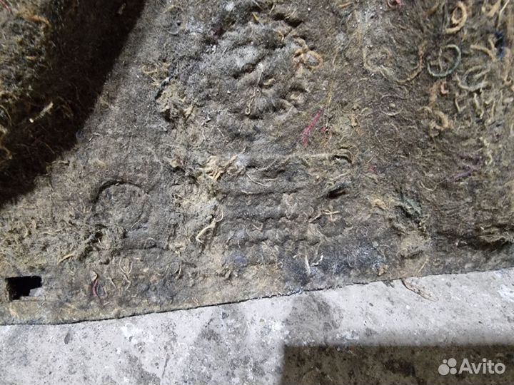 Шумоизоляция капота Пассат Б-5 +. N-2