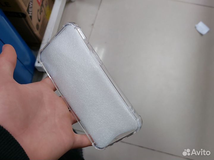 Чехол на iPhone 14