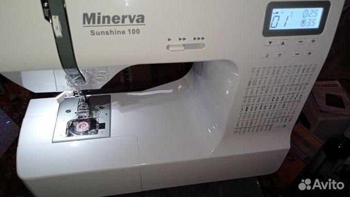 Продаю швейную машинку Minerva Sunshine 100