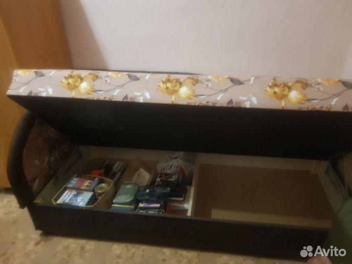Кровать диван тахта софа бу