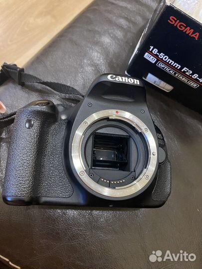 Зеркальная камера