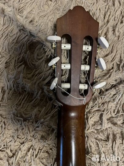 Гитара yamaha c40