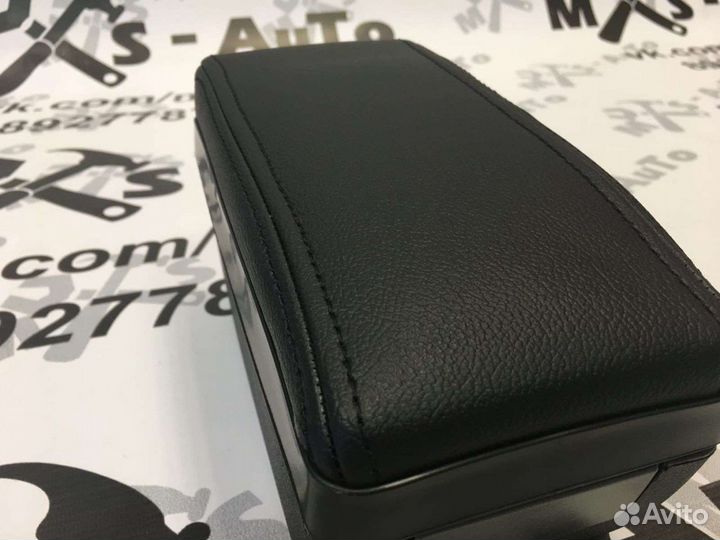 Подлокотник priora в коже