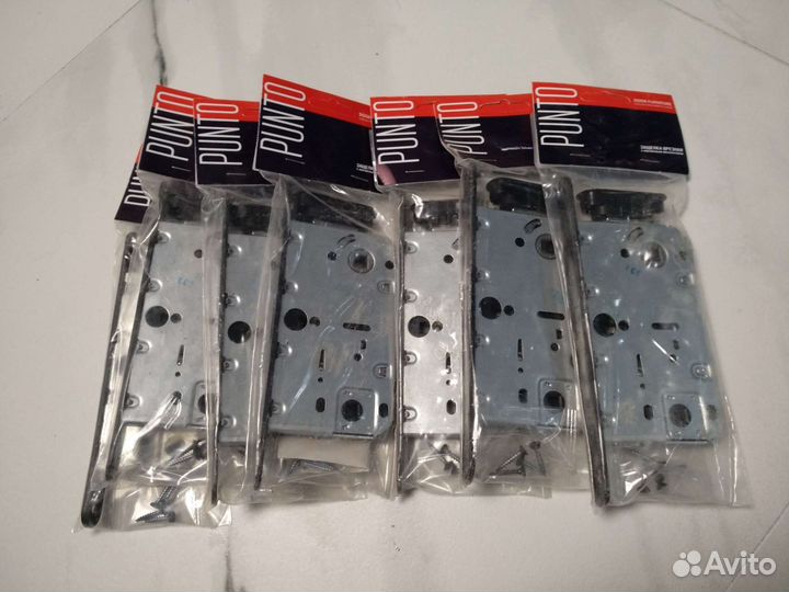 Дверные ручки защелки