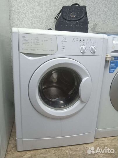Стиральная машина Индезит на 5 кг узкая