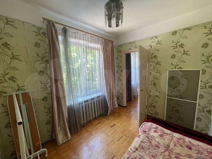 3-к. квартира, 49 м², 3/5 эт.