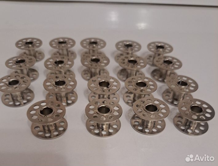 Шпулька для швейной машинки металлическая