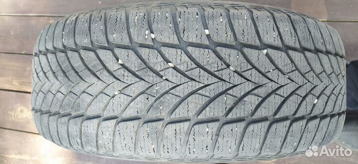 Goodyear UltraGrip Ice 2 235/55 R18