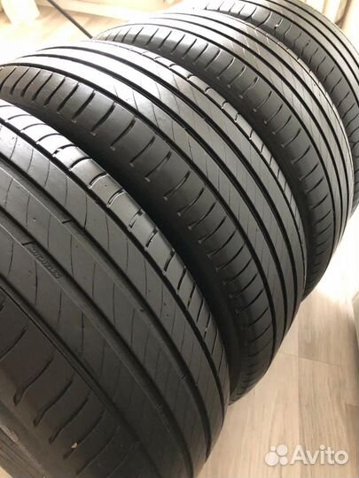 Michelin Primacy 4 215/55 R16