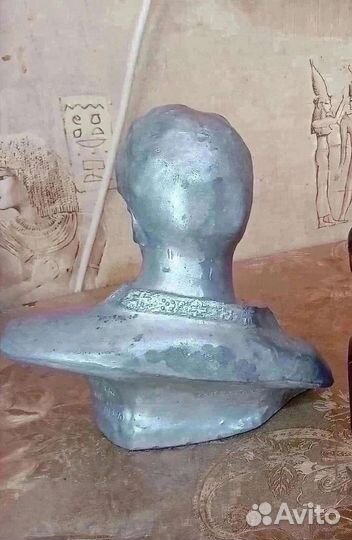 Бюст Маяковского, гипс