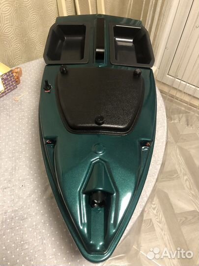 Корпус прикормочного кораблика