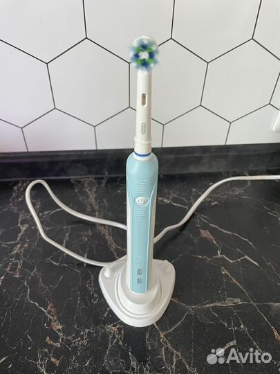 Зубная щетка Braun Oral-B Pro 500 тип 3756