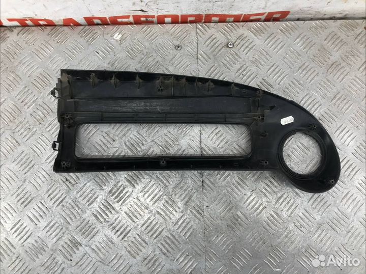 Накладка на торпедо Лада Ларгус