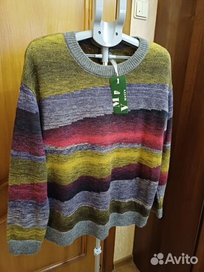 Джемпера женские новые