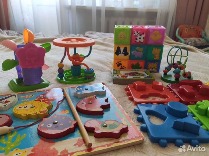 Развивающие игрушки