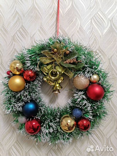Новогодний венок ручной работы