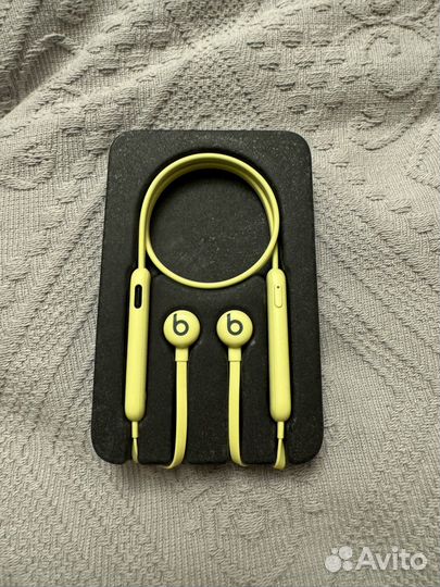 Наушники Beats Flex
