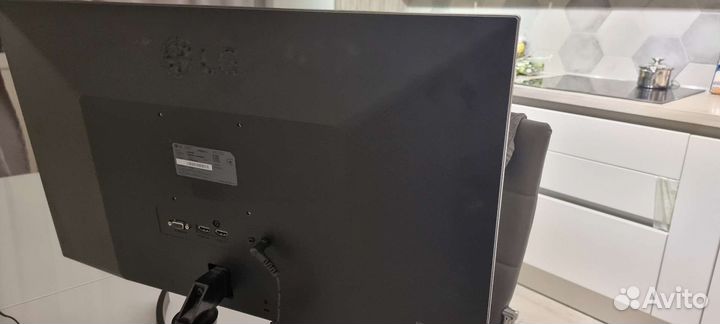 Монитор для компьютера LG, на запчасти, битый